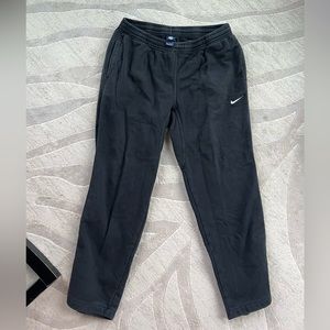 Nike Men’s Straight Leg Black Sweatpants Size L